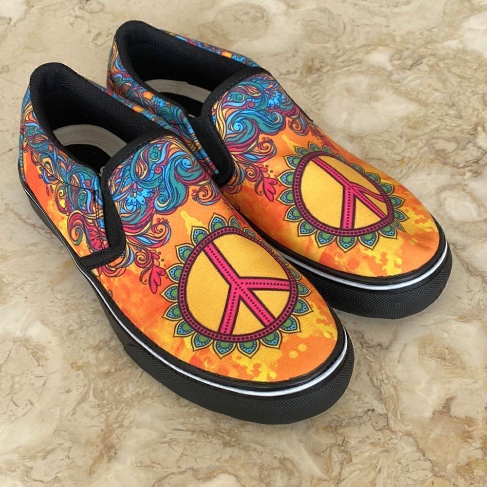 NWOT Yes We Vive Peace Sign Multicolour Slip On Sneakers